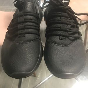 All Black Nike Shoes